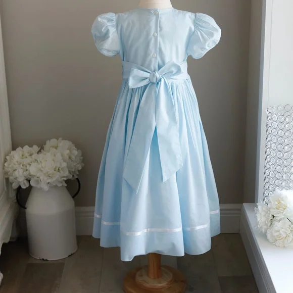 Strasburg Dress Hand Smocked Blue Special Occasion Mint Condition LOVELY - Picture 6 of 10